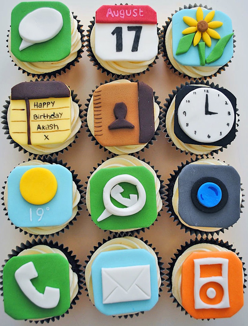 Iphone themed cupcakes