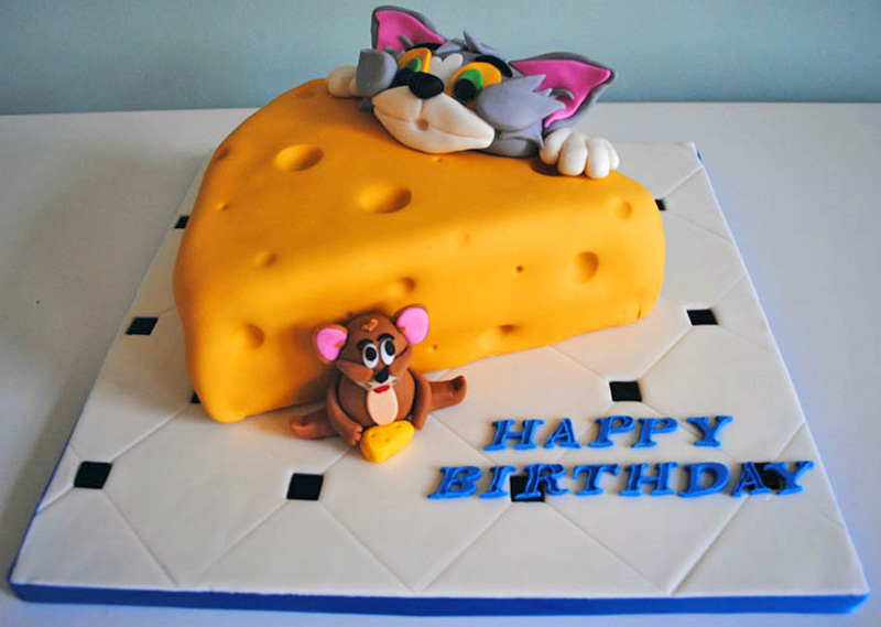 Tom and jerry themed birthday cake