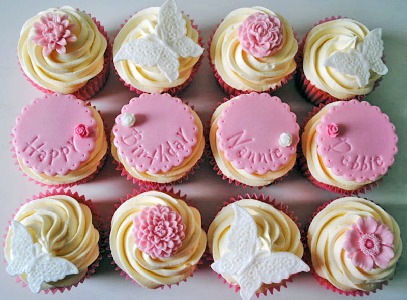 Pretty birthday cupcakes