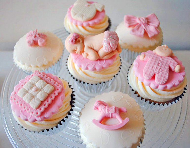 Girl baby shower cupcakes