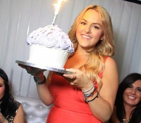 Giant cupcake