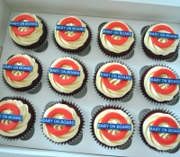 Baby on board cupcakes