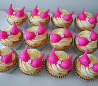 Bling bra cupcakes