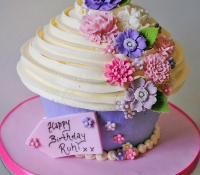 Vintage rose giant cupcake