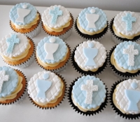 Holy communion cupcakes