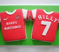 Arsenal shirt birthday cake