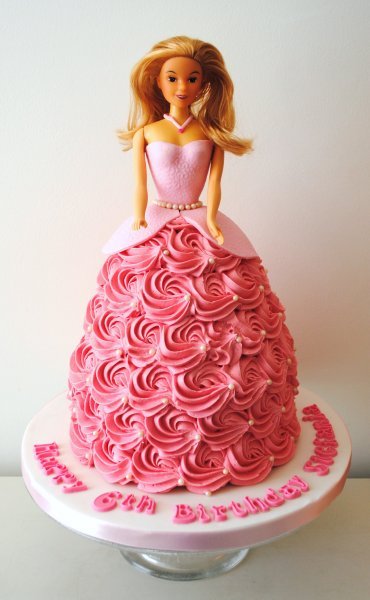 doll-birthday-cake (1)