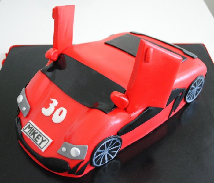 red-ferrari-birthday-cake