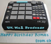 decks-birthday-cake