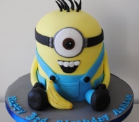 despicable-me-minion-3rd-birthday-cake