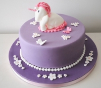 unicorn-birthday-cake