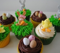 easter-bunny-cupcakes (1)