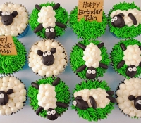 sheep-theme-cupcakes