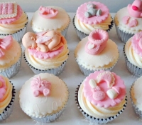 baby-pink-cupcakes
